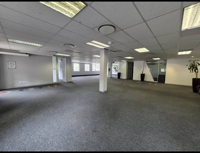 333M² OFFICE TO LET IN SANDTON CENTRAL